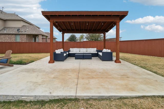 2911 Spring Creek Trail, Celina, TX 75078