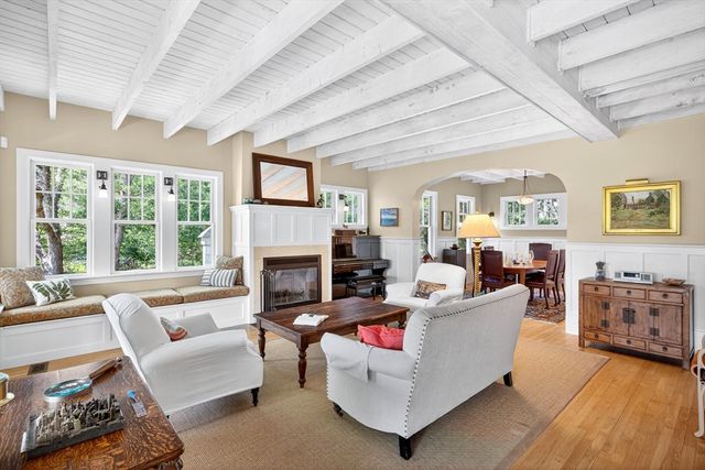 27 Fishermans Road, Truro, MA 02666