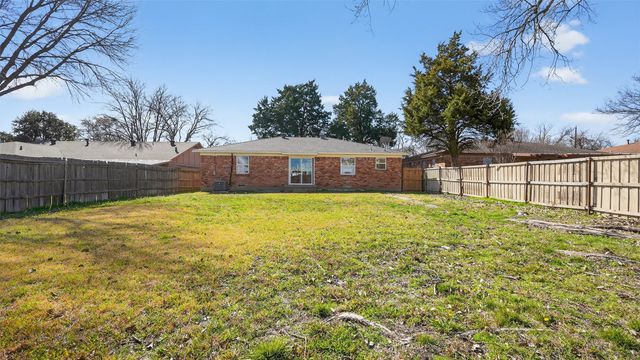8155 Shafter Drive, Dallas, TX 75227