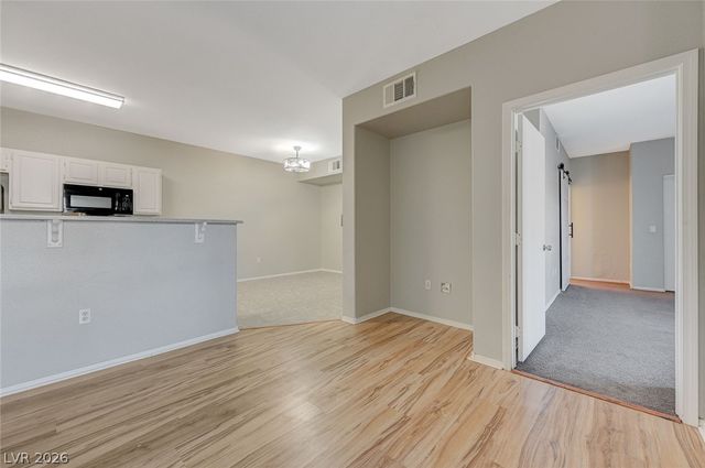 1401 North Michael Way 123, Las Vegas, NV 89108