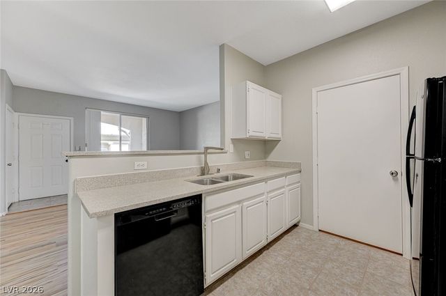 1401 North Michael Way 123, Las Vegas, NV 89108