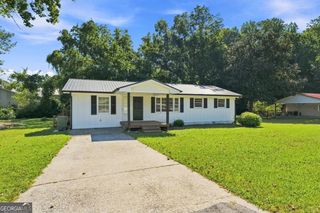 298 Faulkner Street, Cleveland, GA 30528