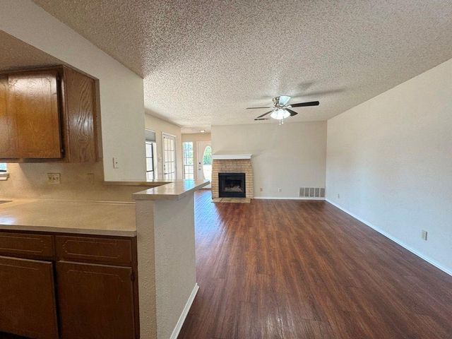 8700 Clearbrook TRL A, Austin, TX 78729