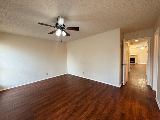 8700 Clearbrook TRL A, Austin, TX 78729
