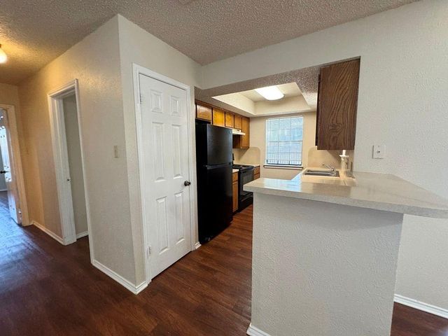 8700 Clearbrook TRL A, Austin, TX 78729