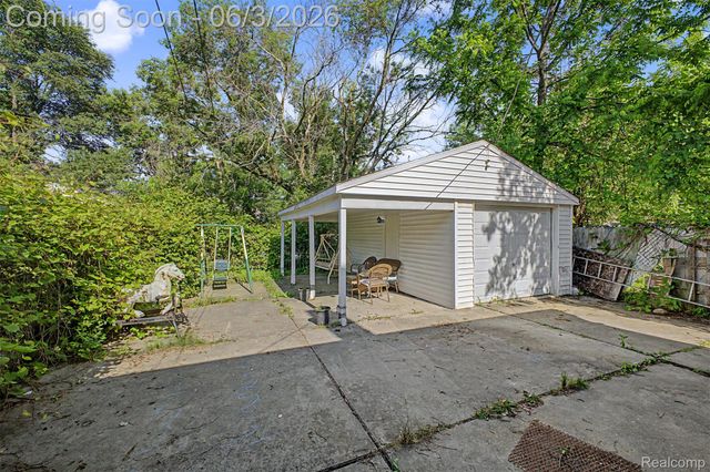 6808 Abington Avenue, Detroit, MI 48228