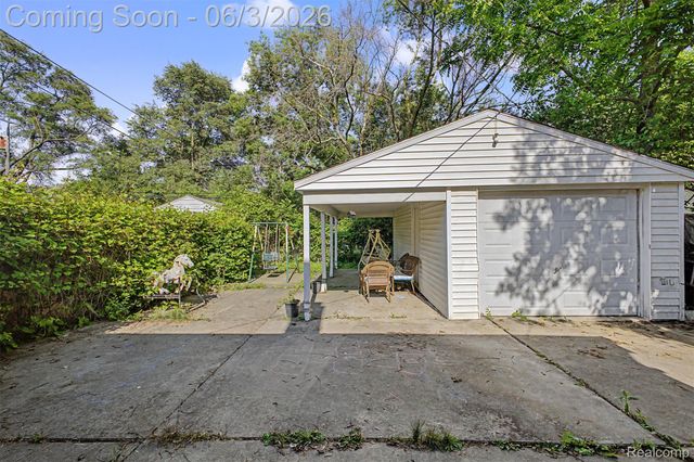 6808 Abington Avenue, Detroit, MI 48228