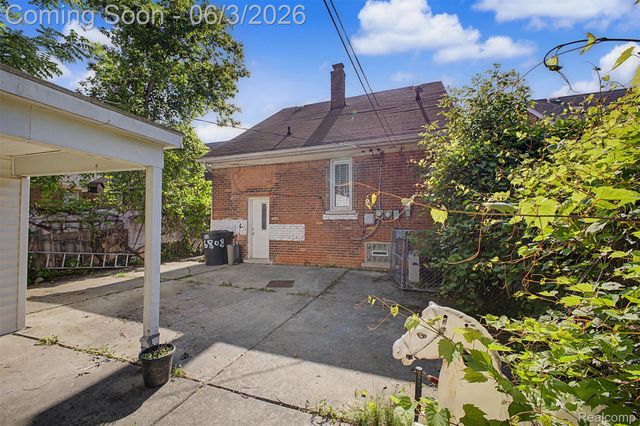 6808 Abington Avenue, Detroit, MI 48228