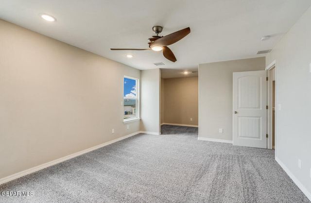 112 Peregrino Trail, Sunland Park, NM 88063