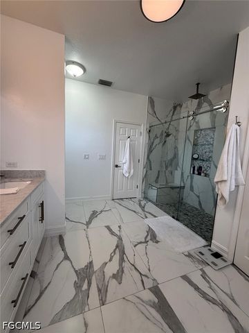 1418 NE 11th TER, Cape Coral, FL 33909