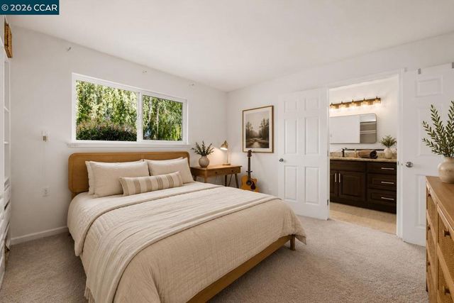 1212 Mcewing Ct, Concord, CA 94521