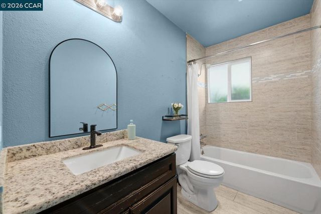 1212 Mcewing Ct, Concord, CA 94521