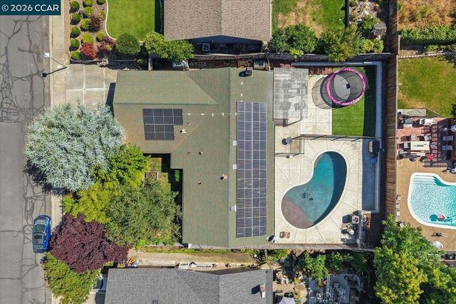 1212 Mcewing Ct, Concord, CA 94521