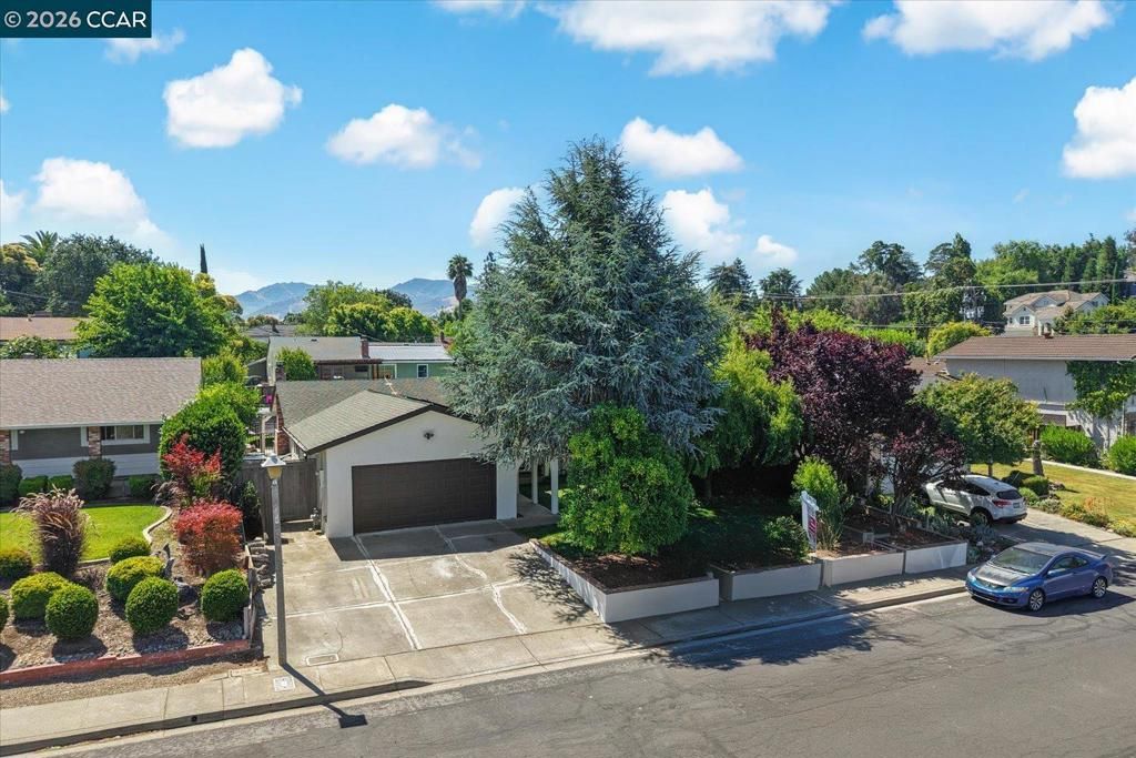 1212 Mcewing Ct, Concord, CA 94521