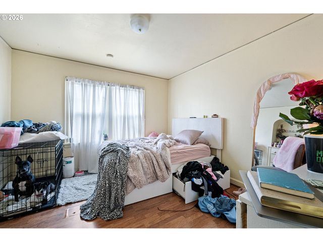 1826 MILL St, Eugene, OR 97401