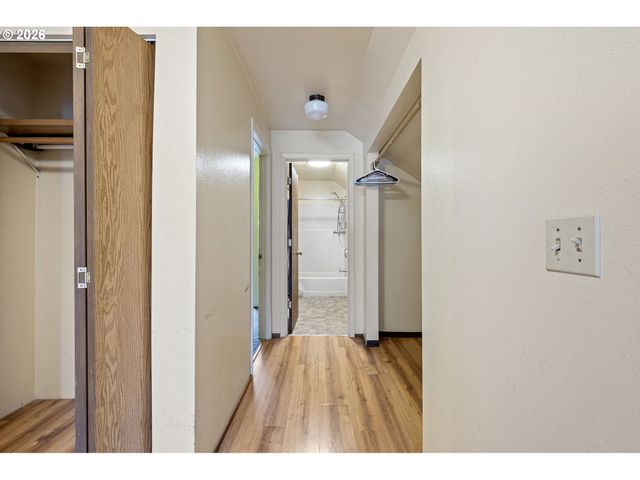 1826 MILL St, Eugene, OR 97401