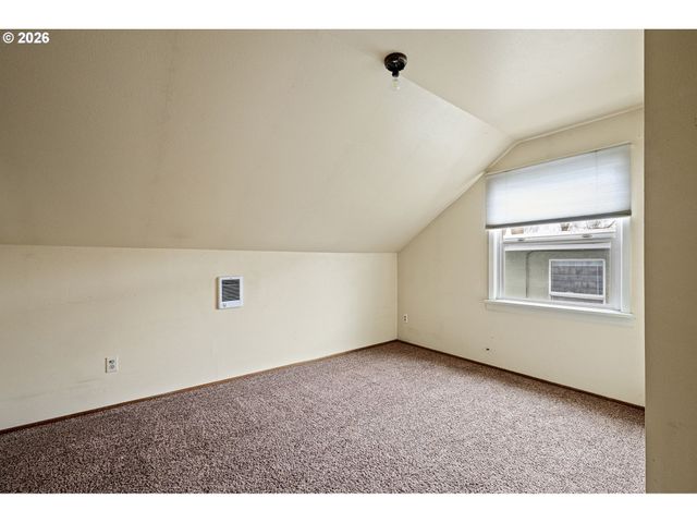 1826 MILL St, Eugene, OR 97401