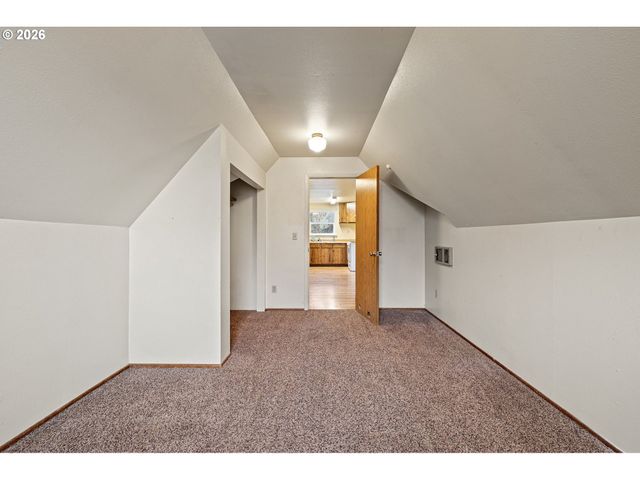 1826 MILL St, Eugene, OR 97401