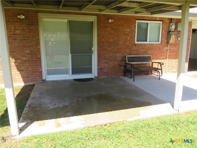 1339 Mockingbird Lane, Seguin, TX 78155