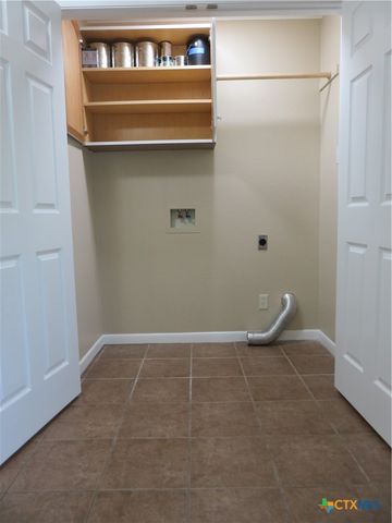 1339 Mockingbird Lane, Seguin, TX 78155