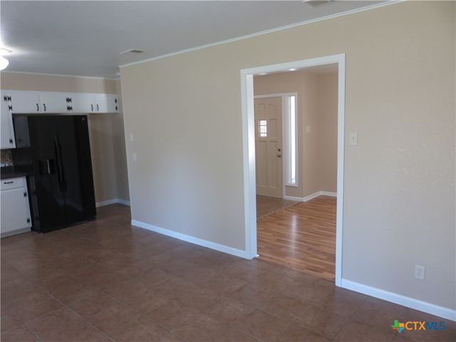 1339 Mockingbird Lane, Seguin, TX 78155