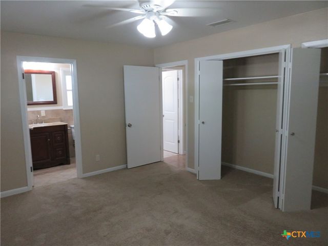 1339 Mockingbird Lane, Seguin, TX 78155