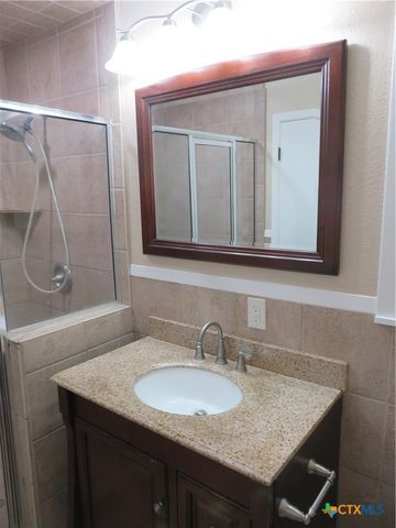 1339 Mockingbird Lane, Seguin, TX 78155