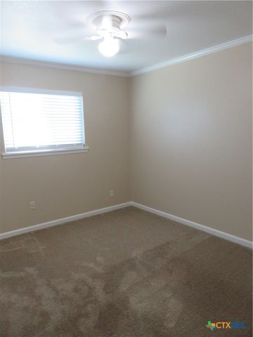 1339 Mockingbird Lane, Seguin, TX 78155