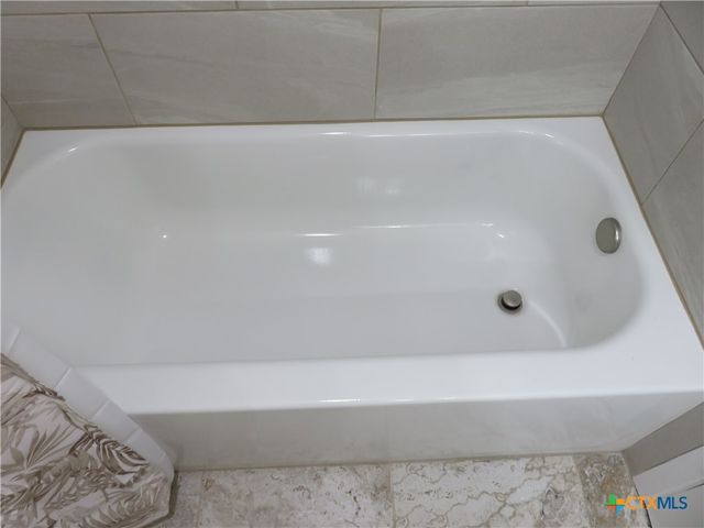 1339 Mockingbird Lane, Seguin, TX 78155