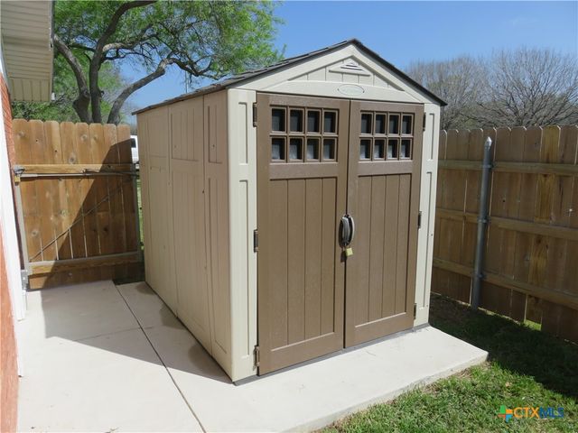 1339 Mockingbird Lane, Seguin, TX 78155