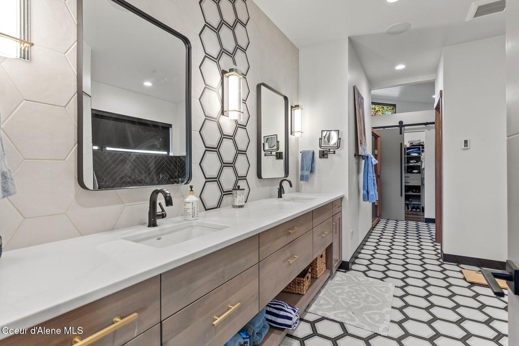 1658 E Hayden Avenue, Hayden Lake, ID 83835 photo 13