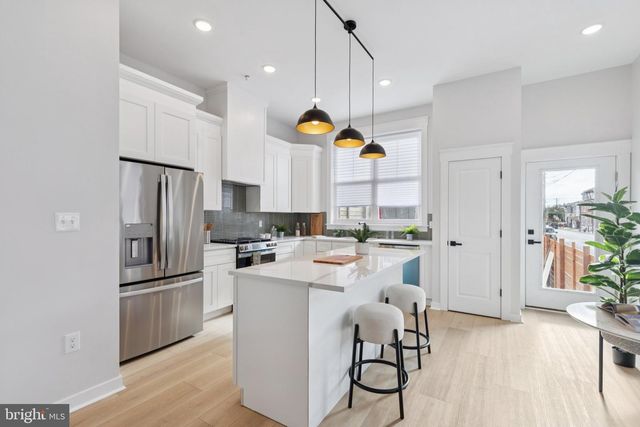 2800 BRIDGE ST, Philadelphia, PA 19137