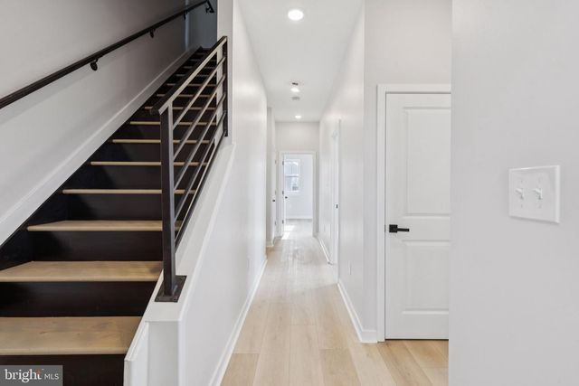 2800 BRIDGE ST, Philadelphia, PA 19137