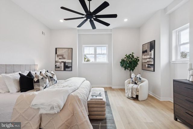 2800 BRIDGE ST, Philadelphia, PA 19137