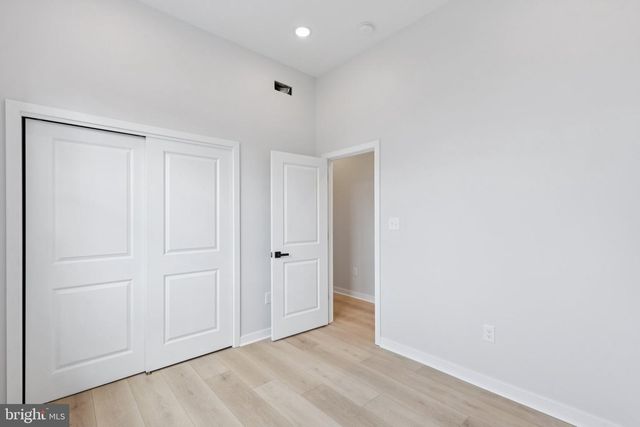 2800 BRIDGE ST, Philadelphia, PA 19137