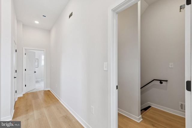 2800 BRIDGE ST, Philadelphia, PA 19137