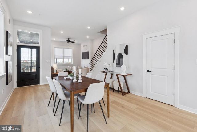 2800 BRIDGE ST, Philadelphia, PA 19137