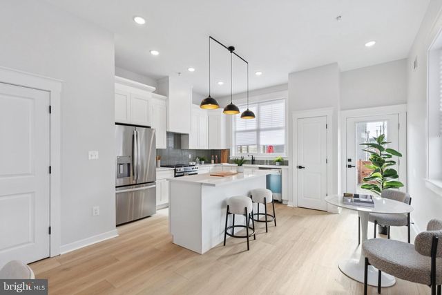 2800 BRIDGE ST, Philadelphia, PA 19137