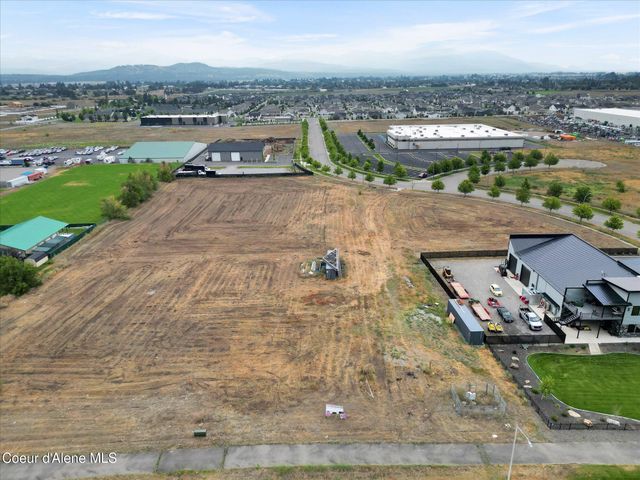 2087 W Seltice WAY, Post Falls, ID 83854
