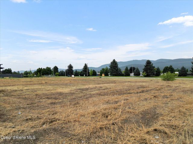2087 W Seltice WAY, Post Falls, ID 83854