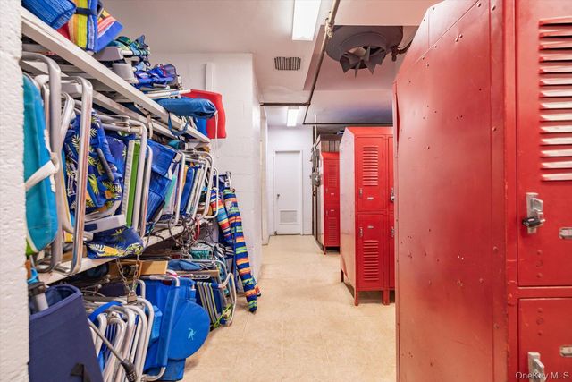 370 W Broadway 5C, Long Beach, NY 11561