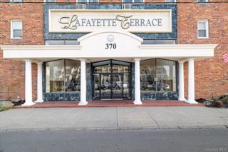 370 W Broadway 5C, Long Beach, NY 11561