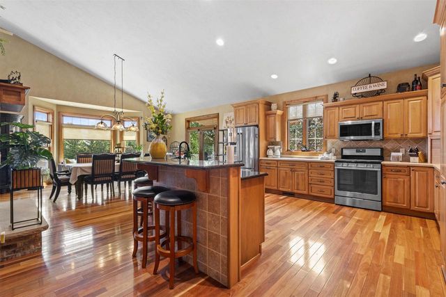 N3224 FEATHER RIDGE DRIVE, Appleton, WI 54913