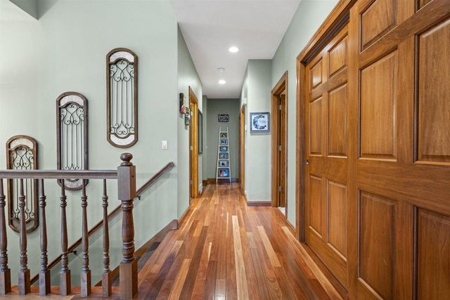 N3224 FEATHER RIDGE DRIVE, Appleton, WI 54913