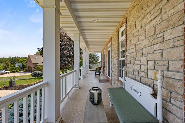 N3224 FEATHER RIDGE DRIVE, Appleton, WI 54913