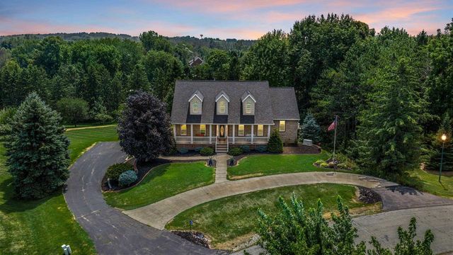 N3224 FEATHER RIDGE DRIVE, Appleton, WI 54913