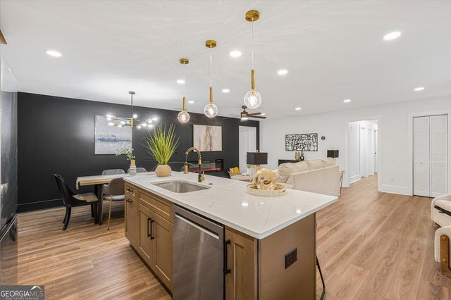56 Simpson Drive NE, Kennesaw, GA 30144