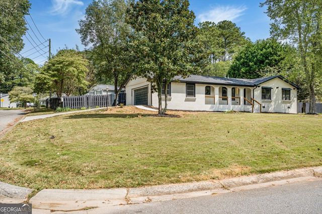 56 Simpson Drive NE, Kennesaw, GA 30144