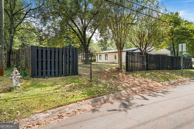 56 Simpson Drive NE, Kennesaw, GA 30144