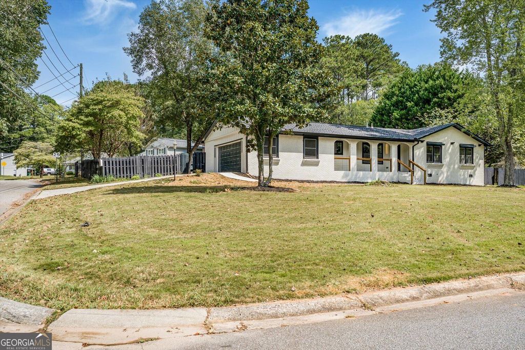 56 Simpson Drive NE, Kennesaw, GA 30144 — photo 3